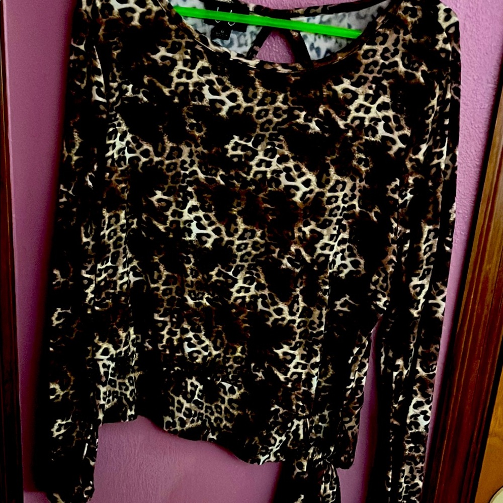 Cheetah print Blouse with Long Sleeves and bow!